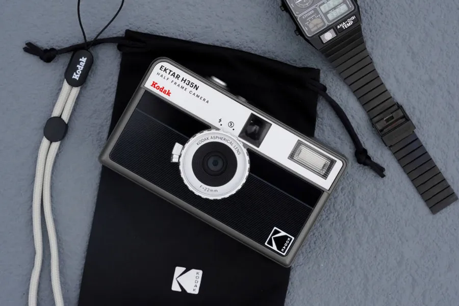 Aparat analogowy Kodak EKTAR H35N striped black